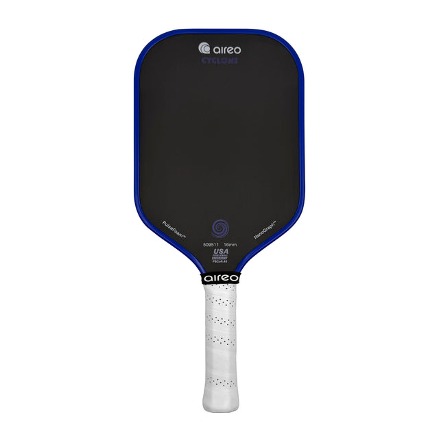 Aireo pickleball paddles at Pickld
